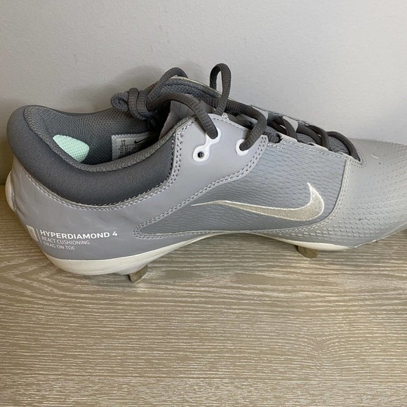 New Nike Hyperdiamond 4 Elite React Softball Cleats CZ5917-012 Womens Sz 12 Gray - Picture 5 of 8